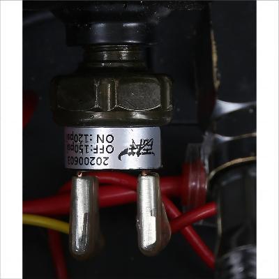 On-Board Air in Portable Case Bulldog Winch